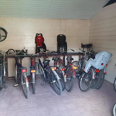 Kapitanska 88 * Chłopy