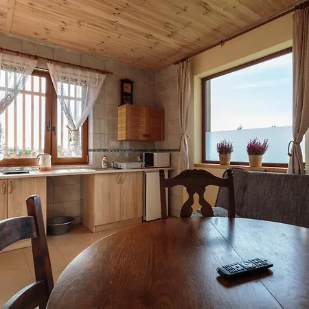 Kapitanska 88 * Chłopy